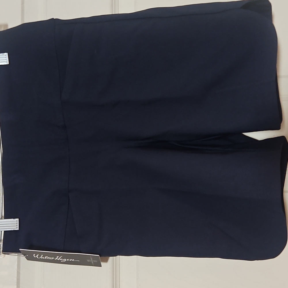 Walter Hagen Women's Sculpt 7’’ Golf Shorts: NAVY: NEW WITH TAGS: SIZE SMALL
